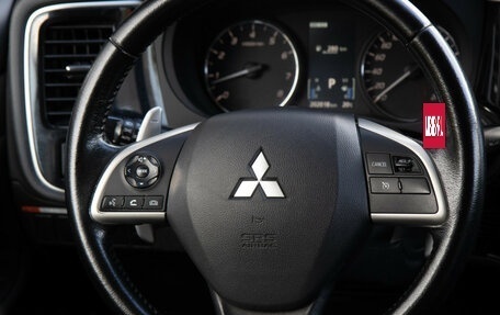 Mitsubishi Outlander III рестайлинг 3, 2013 год, 1 268 000 рублей, 12 фотография
