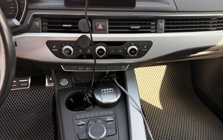 Audi A4, 2016 год, 2 200 000 рублей, 12 фотография