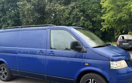 Volkswagen Transporter T5 рестайлинг, 2004 год, 720 000 рублей, 4 фотография
