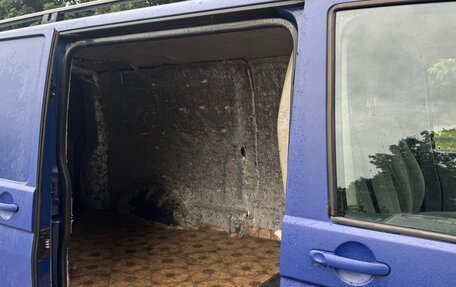 Volkswagen Transporter T5 рестайлинг, 2004 год, 720 000 рублей, 10 фотография