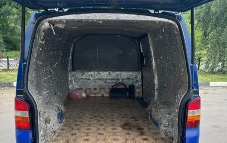 Volkswagen Transporter T5 рестайлинг, 2004 год, 720 000 рублей, 11 фотография