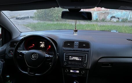 Volkswagen Polo VI (EU Market), 2016 год, 800 000 рублей, 6 фотография