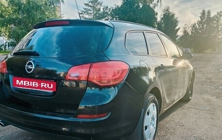 Opel Astra J, 2012 год, 619 000 рублей, 4 фотография