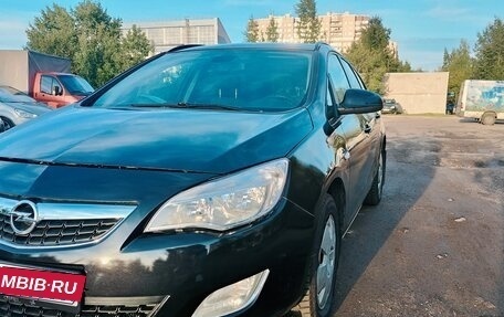 Opel Astra J, 2012 год, 619 000 рублей, 2 фотография