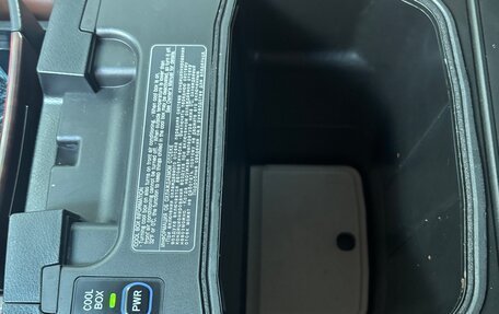 Toyota Land Cruiser 200, 2014 год, 4 300 000 рублей, 8 фотография