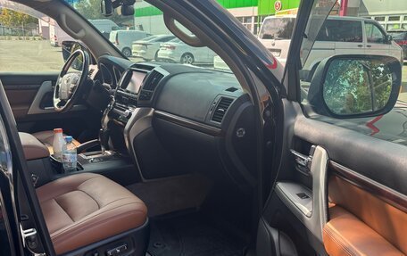 Toyota Land Cruiser 200, 2014 год, 4 300 000 рублей, 6 фотография