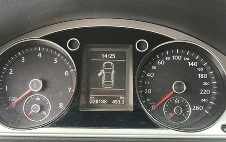 Volkswagen Passat B7, 2013 год, 1 050 000 рублей, 14 фотография