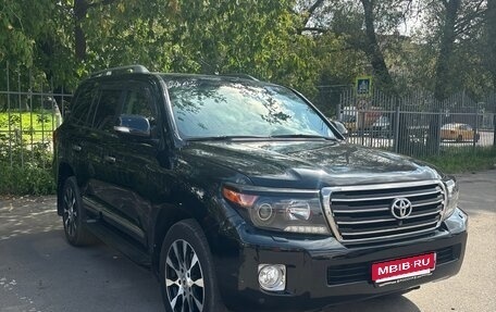 Toyota Land Cruiser 200, 2014 год, 4 300 000 рублей, 2 фотография