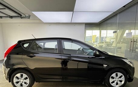 Hyundai Solaris II рестайлинг, 2015 год, 960 000 рублей, 4 фотография