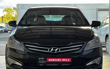 Hyundai Solaris II рестайлинг, 2015 год, 960 000 рублей, 2 фотография