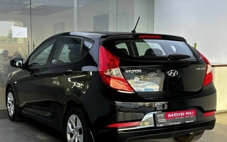 Hyundai Solaris II рестайлинг, 2015 год, 960 000 рублей, 7 фотография