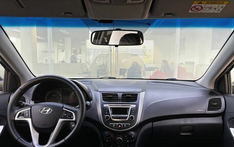 Hyundai Solaris II рестайлинг, 2015 год, 960 000 рублей, 14 фотография