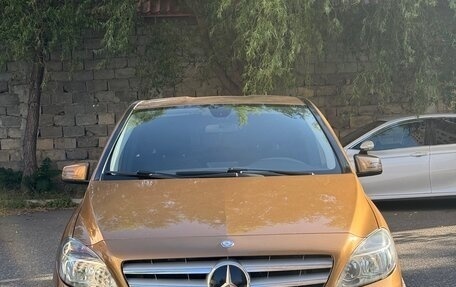 Mercedes-Benz B-Класс, 2012 год, 1 700 000 рублей, 1 фотография