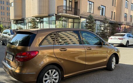 Mercedes-Benz B-Класс, 2012 год, 1 700 000 рублей, 5 фотография
