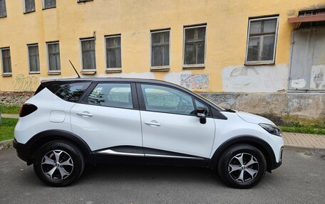 Renault Kaptur I рестайлинг, 2021 год, 1 137 000 рублей, 3 фотография