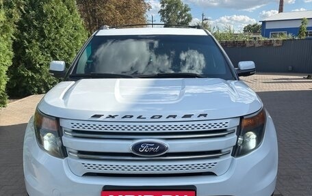 Ford Explorer VI, 2013 год, 1 650 000 рублей, 2 фотография