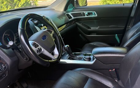 Ford Explorer VI, 2013 год, 1 650 000 рублей, 10 фотография