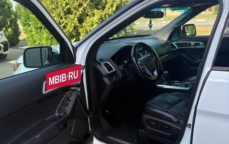Ford Explorer VI, 2013 год, 1 650 000 рублей, 11 фотография