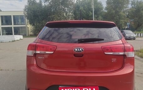 KIA Rio III рестайлинг, 2017 год, 989 000 рублей, 4 фотография