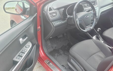 KIA Rio III рестайлинг, 2017 год, 989 000 рублей, 13 фотография
