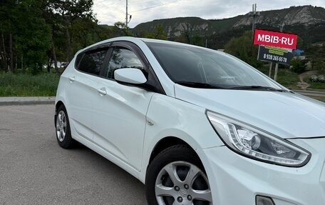 Hyundai Solaris II рестайлинг, 2013 год, 700 000 рублей, 8 фотография