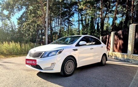KIA Rio III рестайлинг, 2013 год, 595 000 рублей, 1 фотография