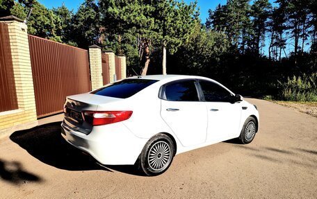 KIA Rio III рестайлинг, 2013 год, 595 000 рублей, 3 фотография