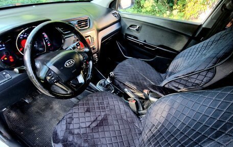 KIA Rio III рестайлинг, 2013 год, 595 000 рублей, 23 фотография