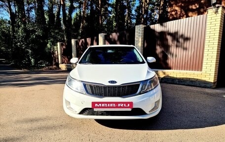 KIA Rio III рестайлинг, 2013 год, 595 000 рублей, 26 фотография