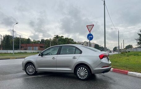 Skoda Rapid II, 2021 год, 1 490 000 рублей, 2 фотография
