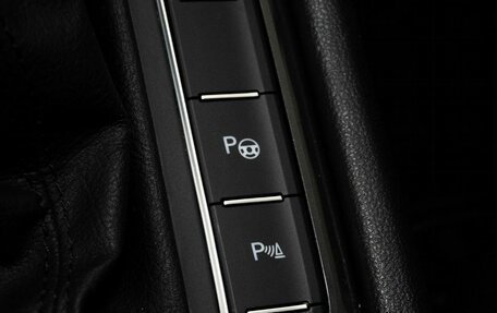 Volkswagen Tiguan II, 2018 год, 2 188 000 рублей, 14 фотография