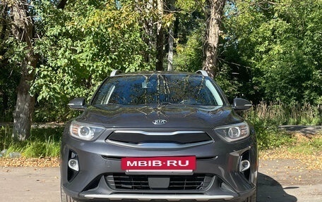 KIA Stonic, 2020 год, 1 599 000 рублей, 2 фотография