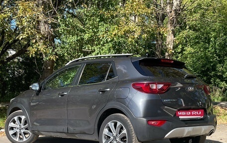 KIA Stonic, 2020 год, 1 599 000 рублей, 6 фотография