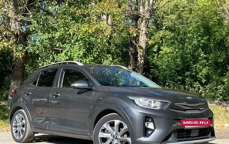KIA Stonic, 2020 год, 1 599 000 рублей, 3 фотография