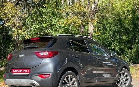 KIA Stonic, 2020 год, 1 599 000 рублей, 4 фотография