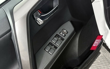 Toyota RAV4, 2016 год, 1 930 000 рублей, 10 фотография