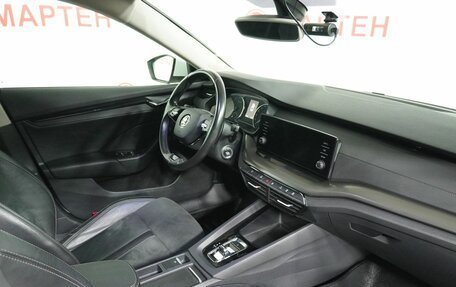 Skoda Octavia IV, 2020 год, 2 300 000 рублей, 10 фотография