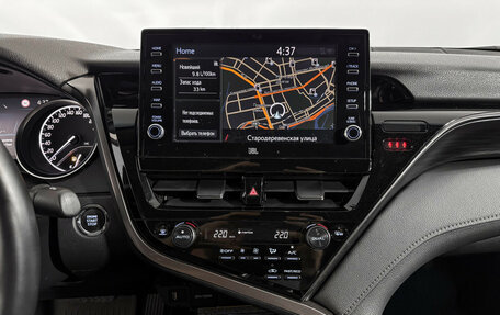 Toyota Camry, 2022 год, 3 390 000 рублей, 17 фотография