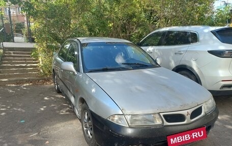 Mitsubishi Carisma I, 1997 год, 150 000 рублей, 1 фотография