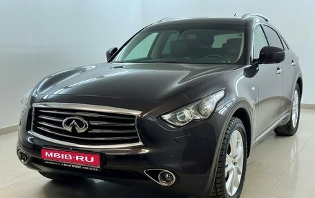 Infiniti QX70, 2014 год, 2 850 000 рублей, 1 фотография