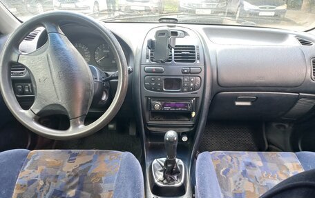 Mitsubishi Carisma I, 1997 год, 150 000 рублей, 9 фотография