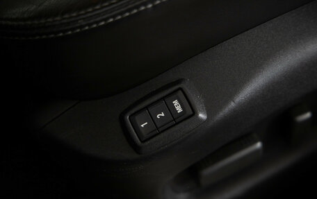 Cadillac SRX II рестайлинг, 2013 год, 1 799 000 рублей, 29 фотография
