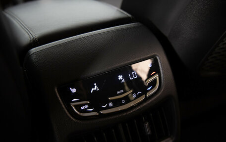 Cadillac SRX II рестайлинг, 2013 год, 1 799 000 рублей, 37 фотография