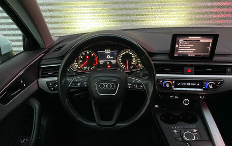 Audi A4, 2018 год, 2 500 000 рублей, 15 фотография