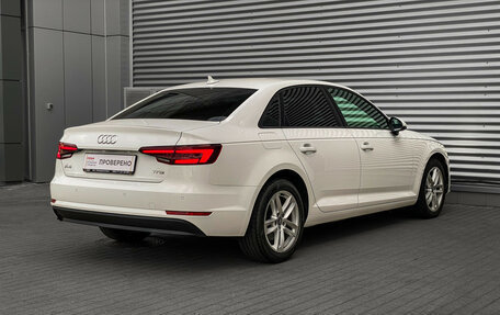 Audi A4, 2018 год, 2 500 000 рублей, 5 фотография