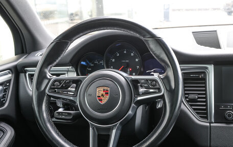 Porsche Macan I рестайлинг, 2017 год, 2 549 000 рублей, 16 фотография