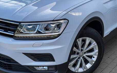 Volkswagen Tiguan II, 2019 год, 2 370 000 рублей, 4 фотография