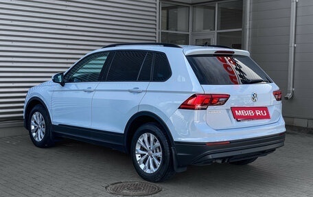 Volkswagen Tiguan II, 2019 год, 2 370 000 рублей, 7 фотография