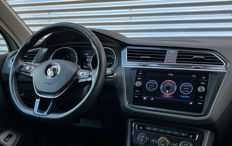 Volkswagen Tiguan II, 2019 год, 2 370 000 рублей, 12 фотография