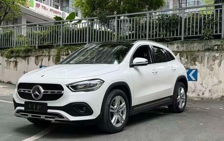 Mercedes-Benz GLA, 2023 год, 2 550 000 рублей, 1 фотография